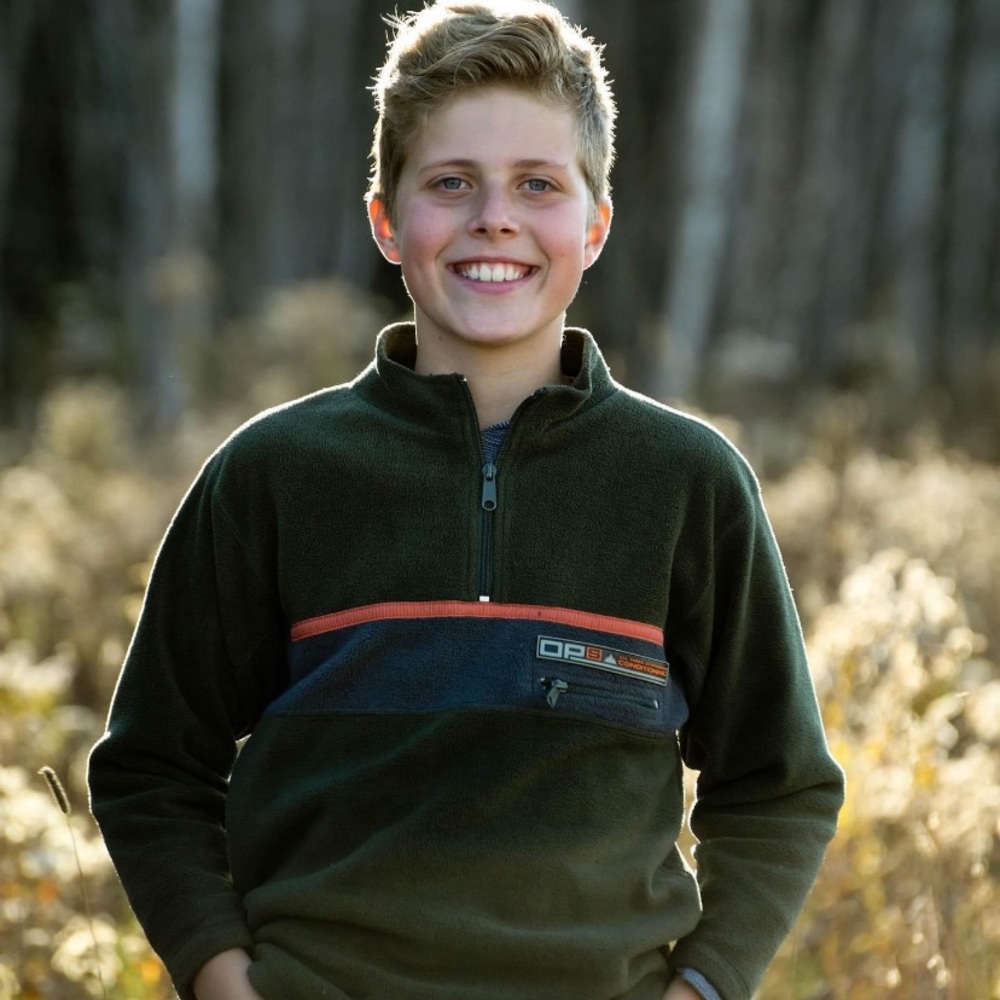 OP sweater boys medium pull over